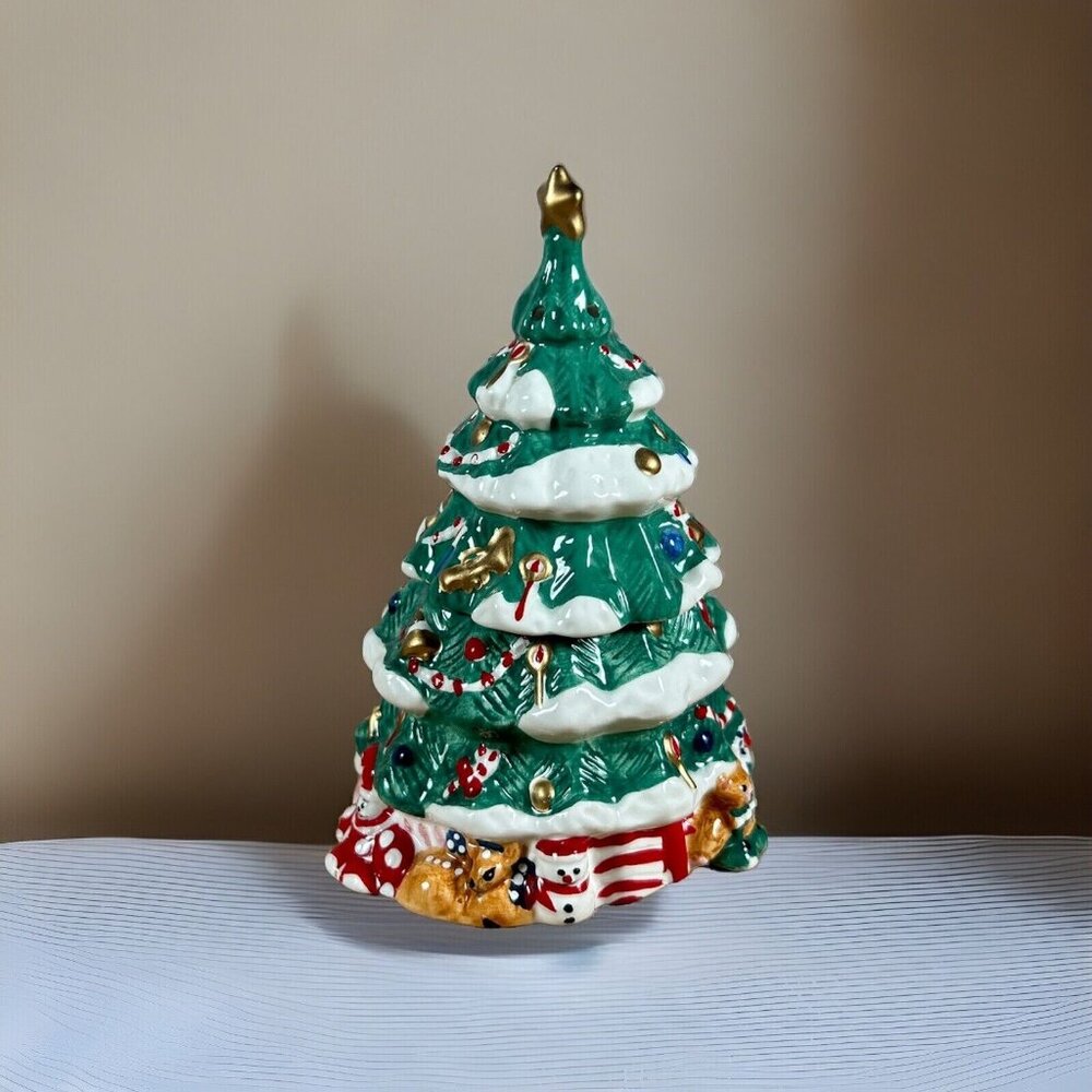 Christmas Tree Glazed Ceramic Stacking Salt & Pepper Shaker Set preferred stock